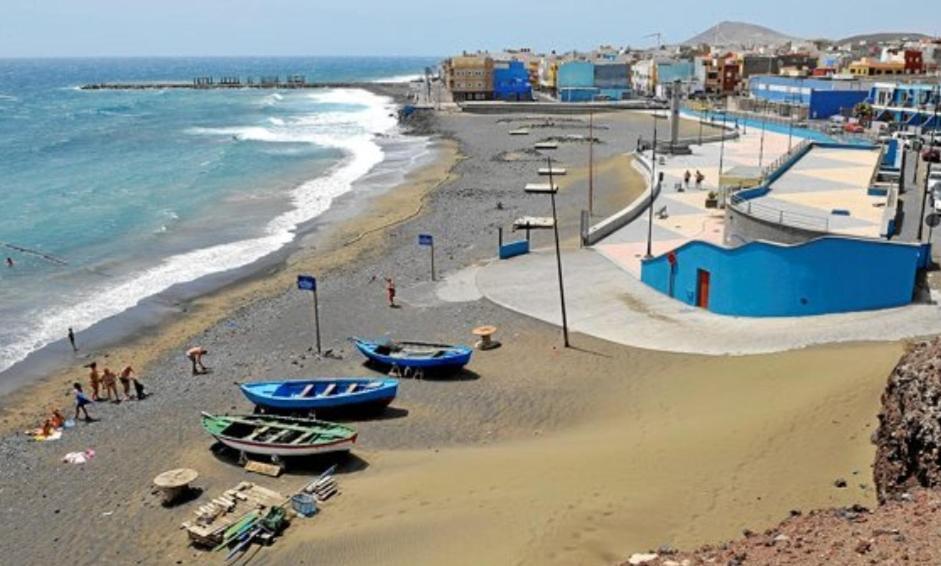 Apartment & Beach - Airport El Burrero Eksteriør bilde